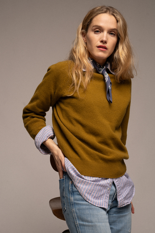 Al’s Cashmere & Wool Blend Ivy Crewneck in Olive