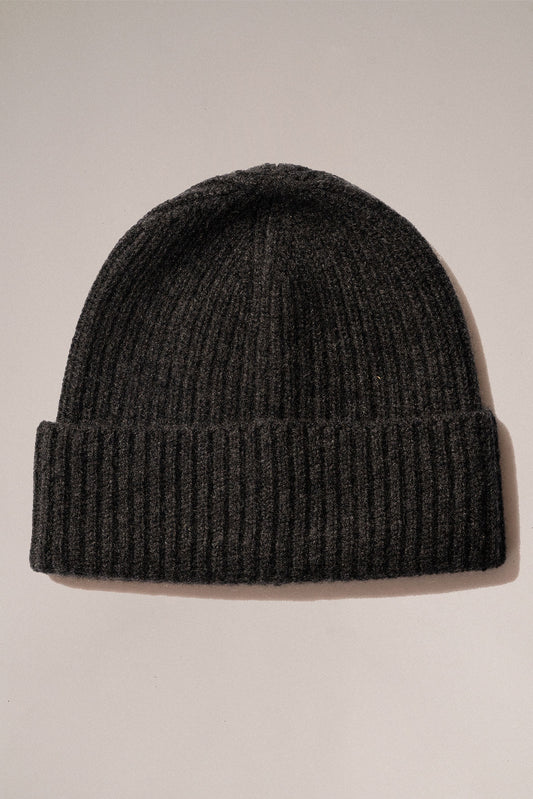 Al’s Italian Cashmere Beanie in Dark Heather Grey